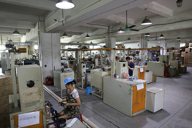 จีน Dongguan Dezhijian Plastic Electronic Ltd